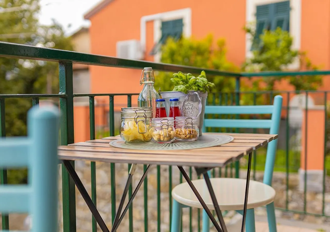Σπίτι διακοπών Appartamento Tra Le Cinque Terre, Camogli E Portofino Con Scorcio Mare All'Orizzonte Castiglione Chiavarese