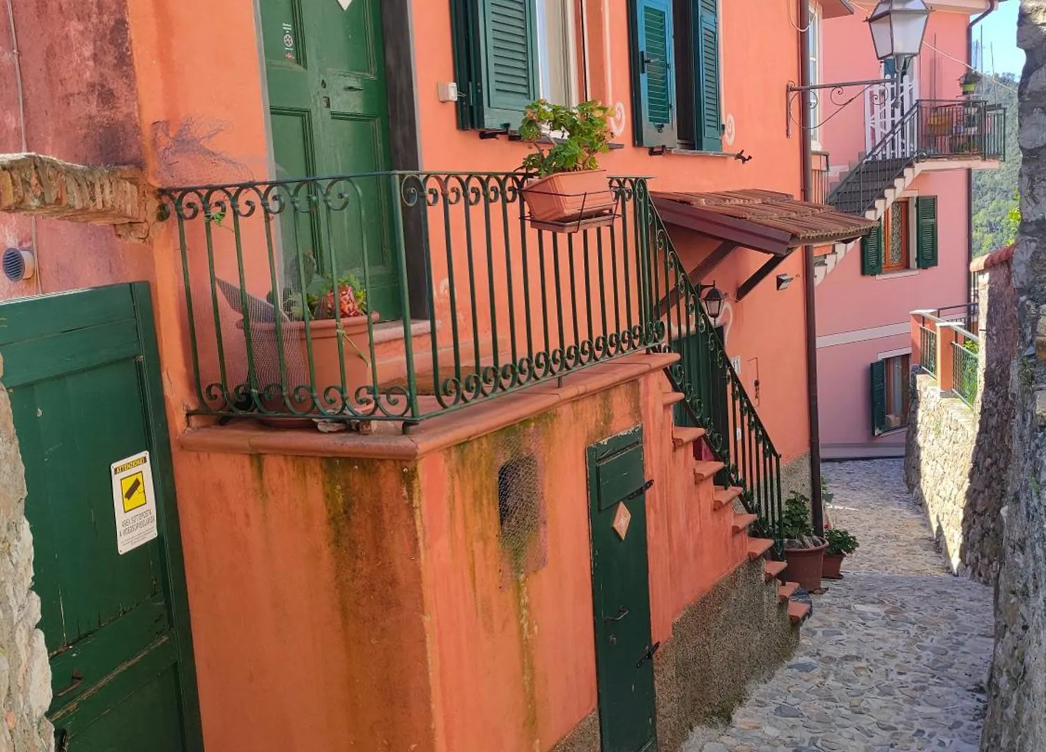Appartamento Tra Le Cinque Terre, Camogli E Portofino Con Scorcio Mare All'Orizzonte Castiglione Chiavarese Casa vacanze