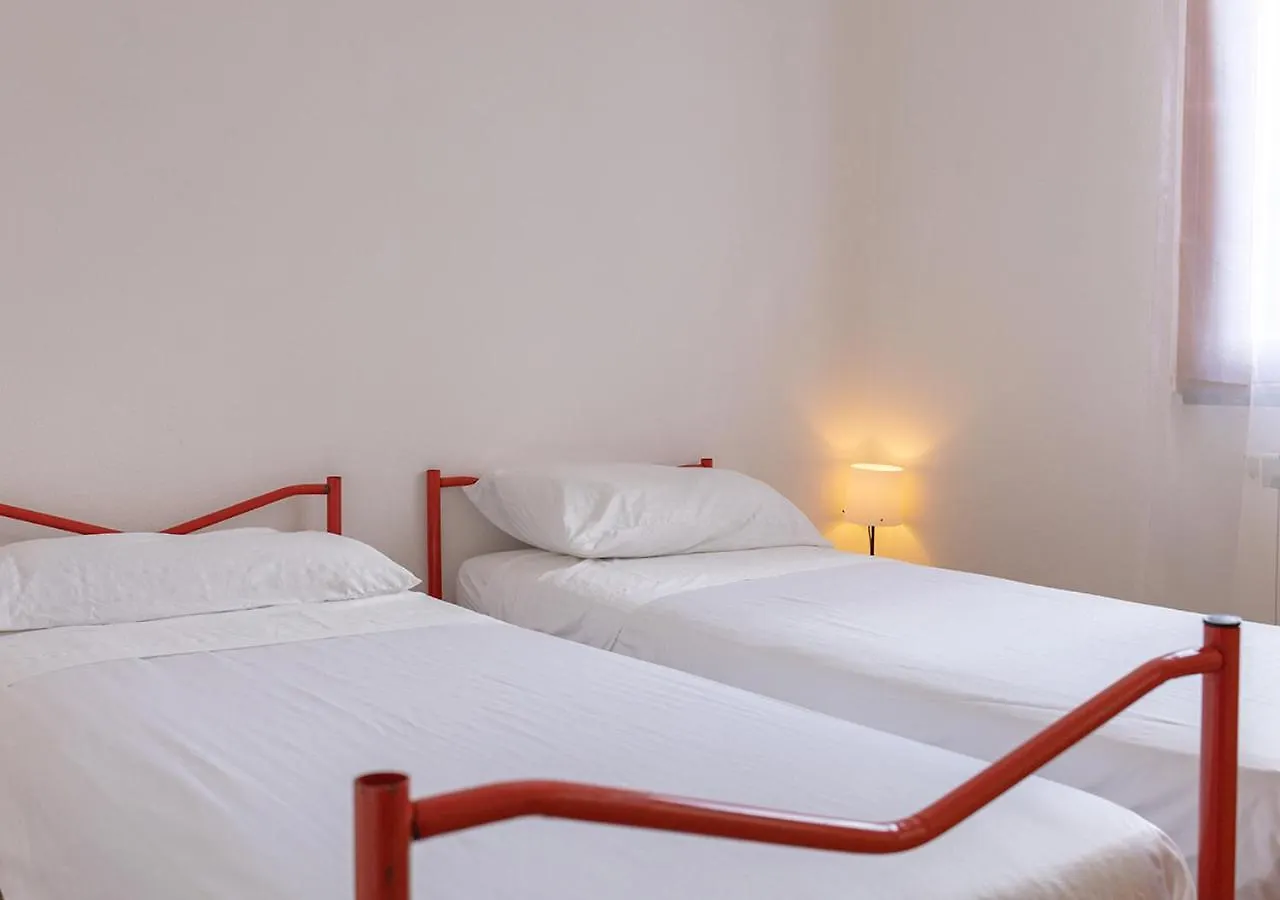 Appartamento Tra Le Cinque Terre, Camogli E Portofino Con Scorcio Mare All'Orizzonte Castiglione Chiavarese Casa vacanze