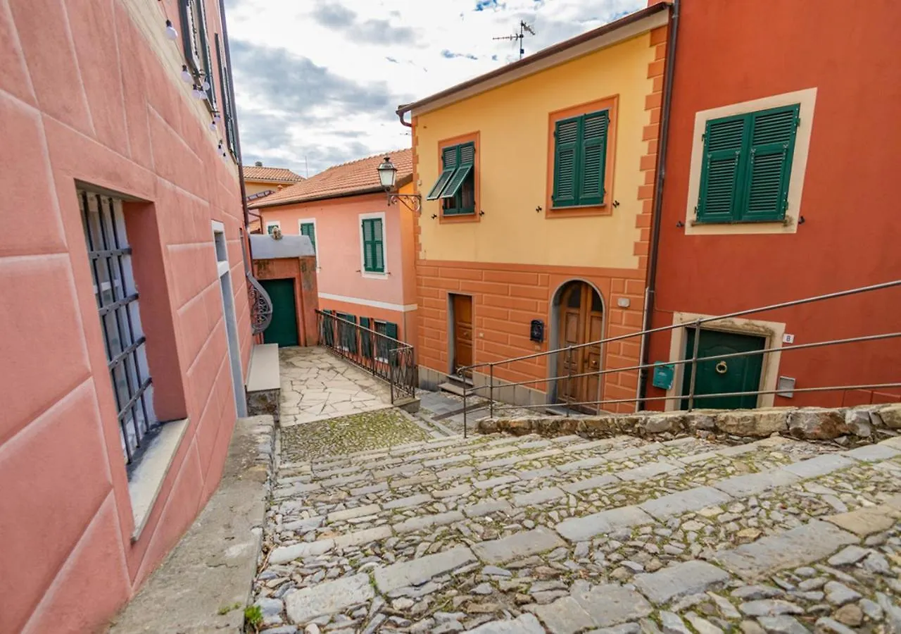 Casa vacanze Appartamento Tra Le Cinque Terre, Camogli E Portofino Con Scorcio Mare All'Orizzonte Castiglione Chiavarese